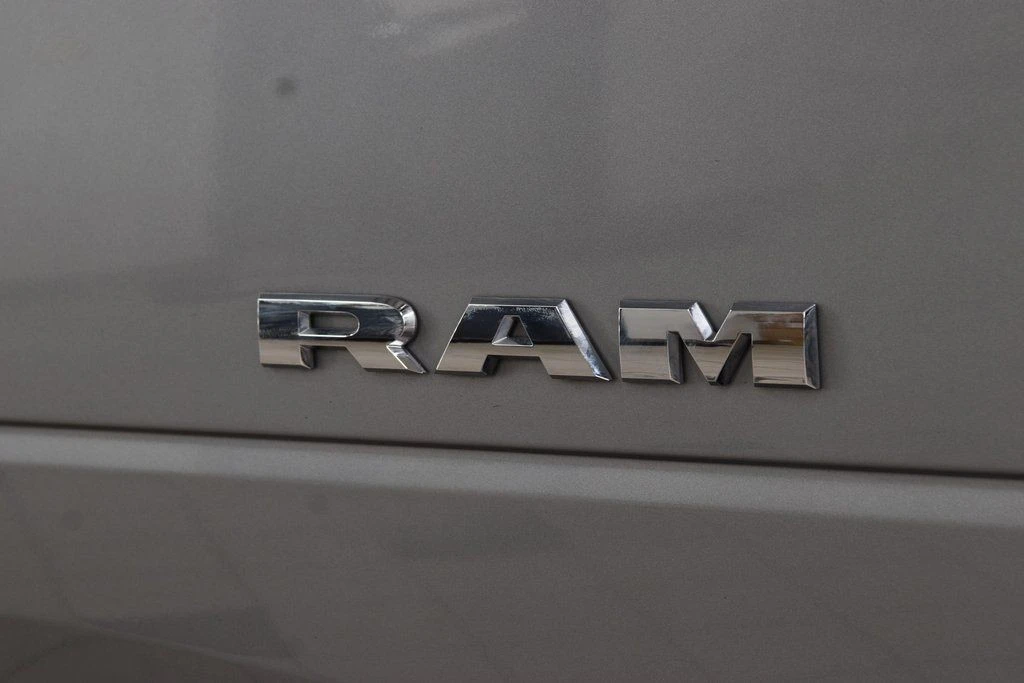 2023 Ram 3500 - Image 18 of 21