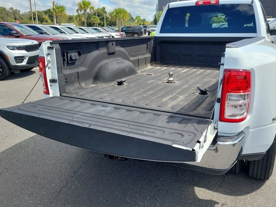 2023 Ram 3500 - Image 9 of 21