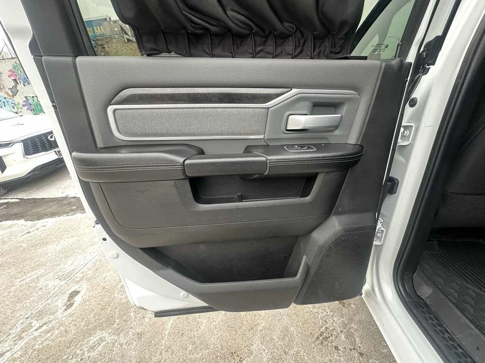 2023 Ram 3500 - Image 18 of 21