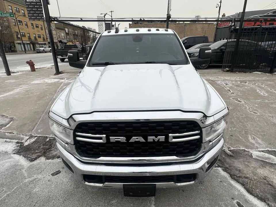 2023 Ram 3500 - Image 13 of 21