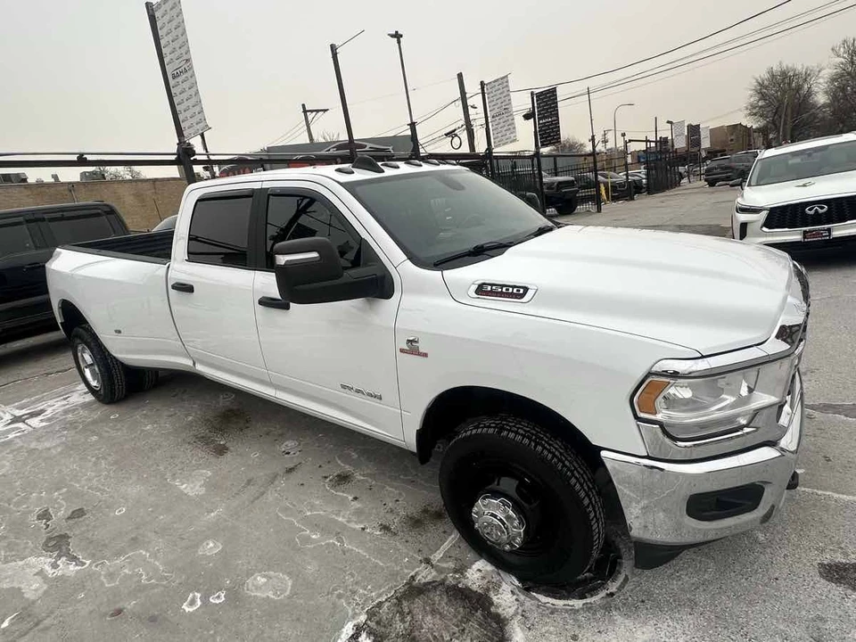 2023 Ram 3500 - Image 11 of 21