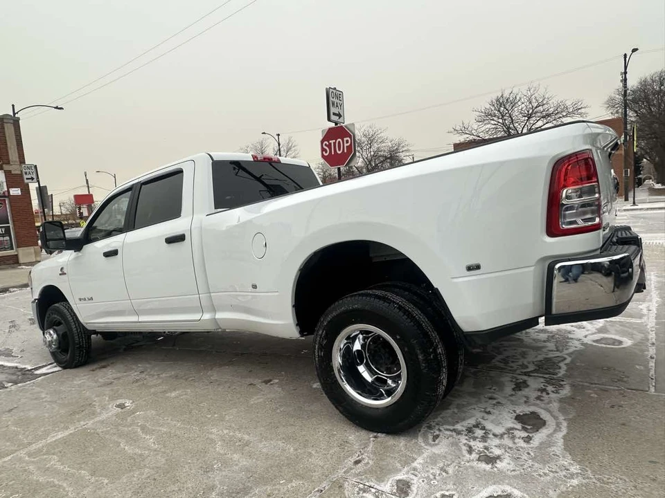 2023 Ram 3500 - Image 6 of 21