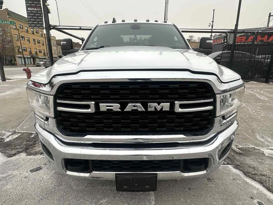 2023 Ram 3500 - Image 14 of 21