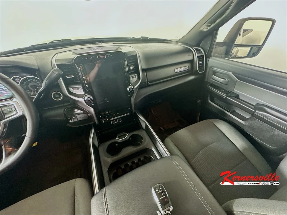 2023 Ram 3500 - Image 11 of 12