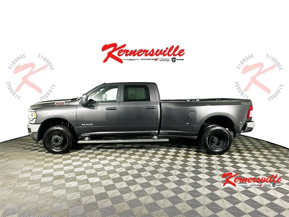 2023 Ram 3500 - Image 4 of 12