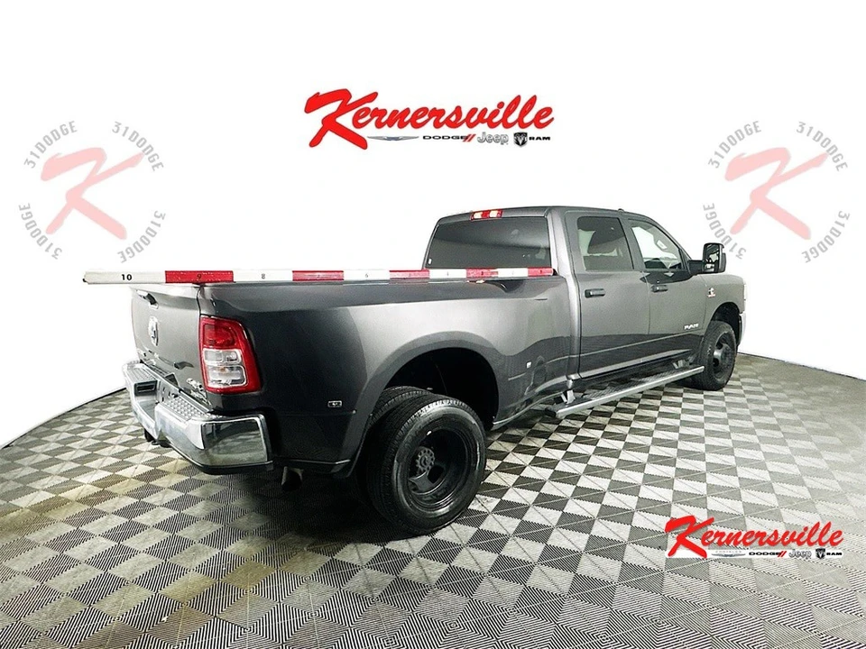 2023 Ram 3500 - Image 7 of 12