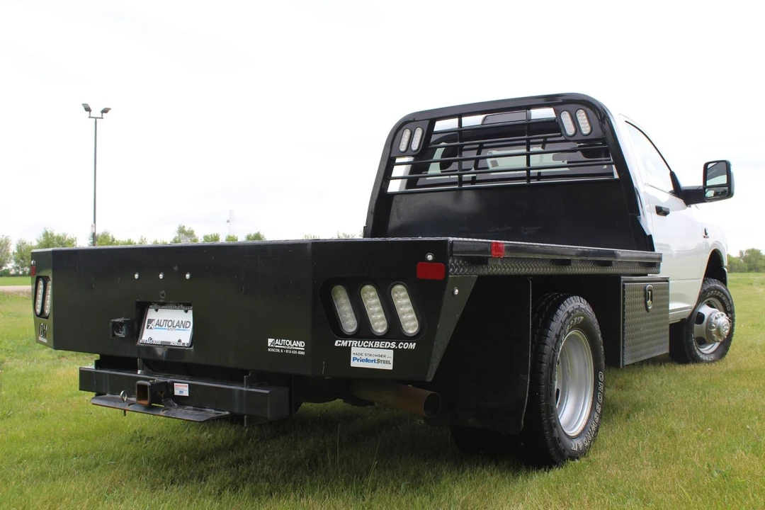 2023 Ram 3500 - Image 7 of 12