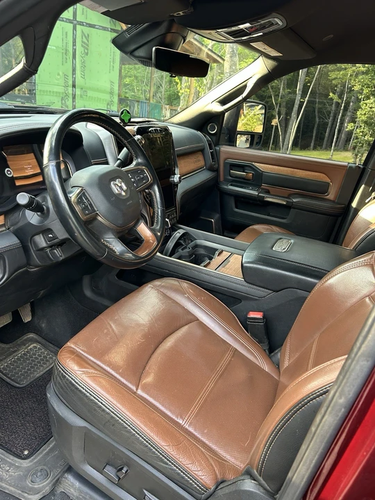2023 Ram 3500 - Image 11 of 19