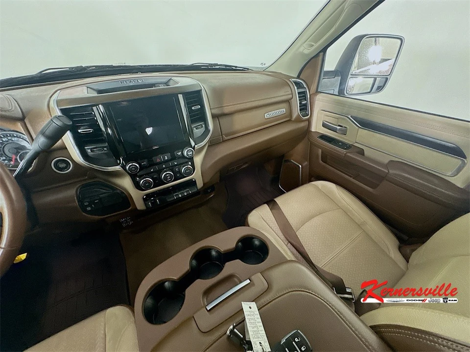 2023 Ram 3500 - Image 11 of 12