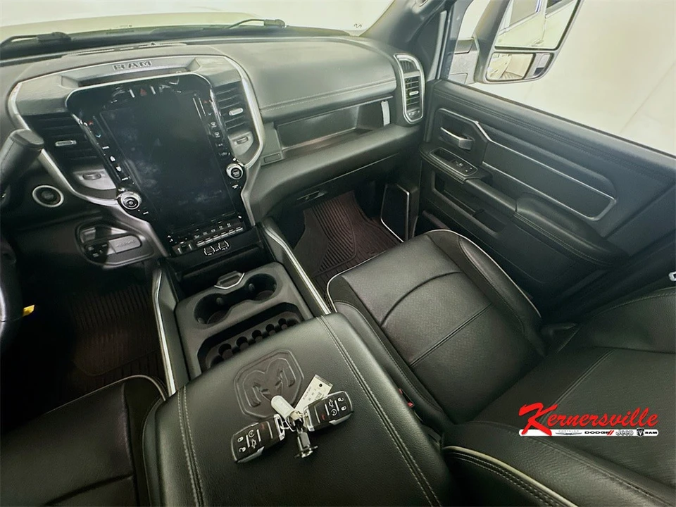 2023 Ram 3500 - Image 11 of 21