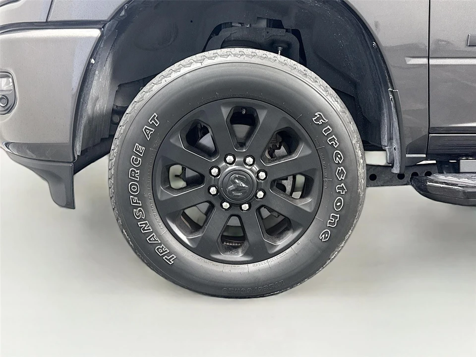 2023 Ram 3500 - Image 28 of 31