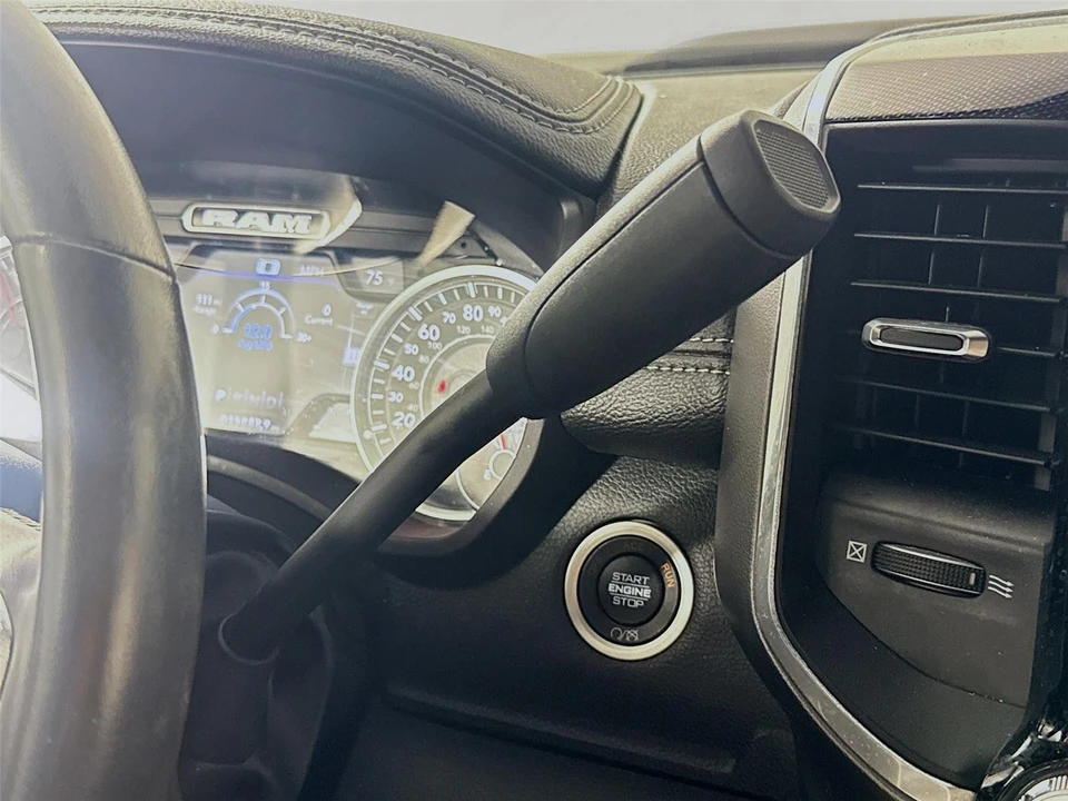 2023 Ram 3500 - Image 15 of 31