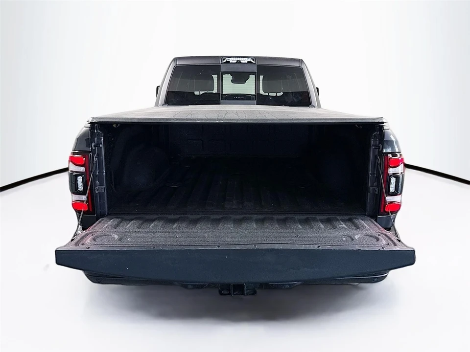 2023 Ram 3500 - Image 18 of 31