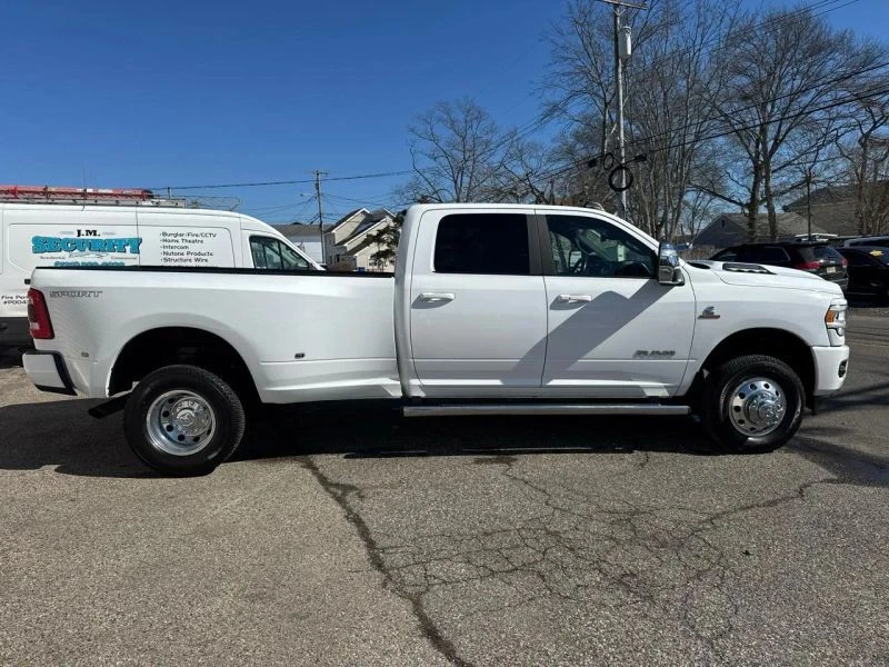 2023 Ram 3500 - Image 7 of 12