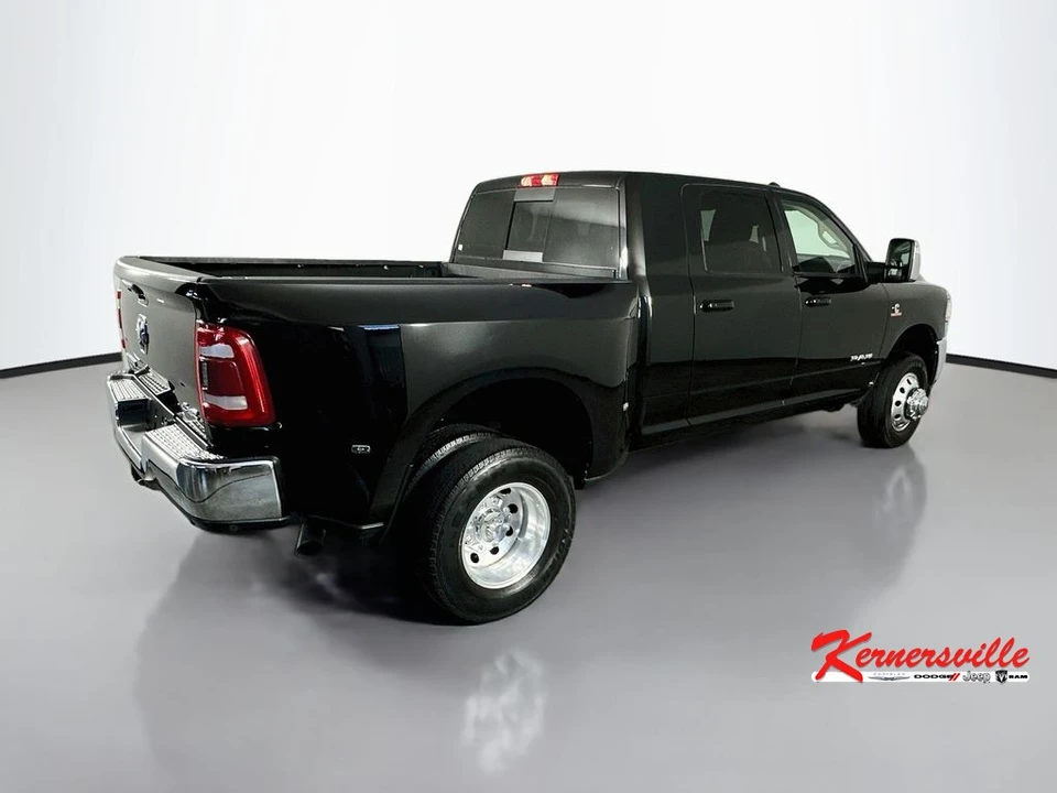 2023 Ram 3500 - Image 7 of 24