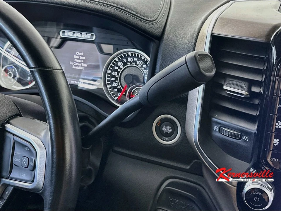 2023 Ram 3500 - Image 16 of 24