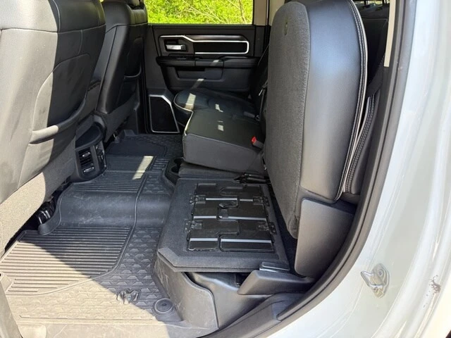 2023 Ram 3500 - Image 17 of 21