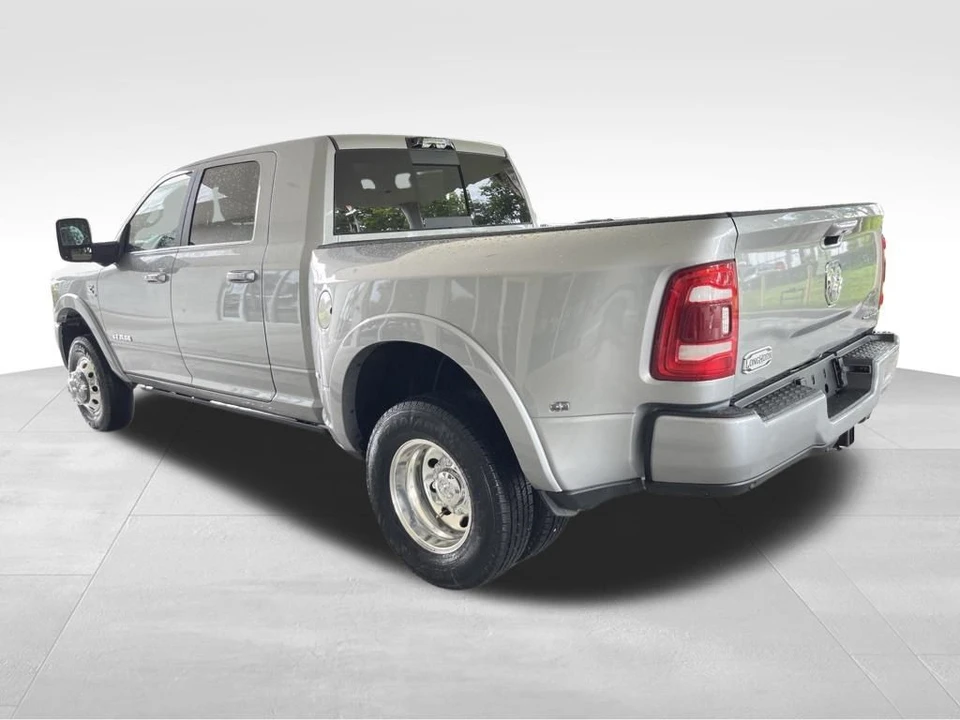 2023 Ram 3500 - Image 4 of 12
