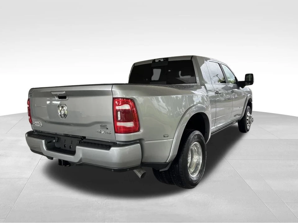 2023 Ram 3500 - Image 3 of 12
