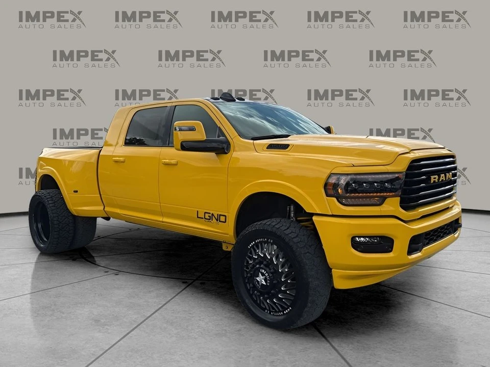 2023 Ram 3500 - Image 7 of 12