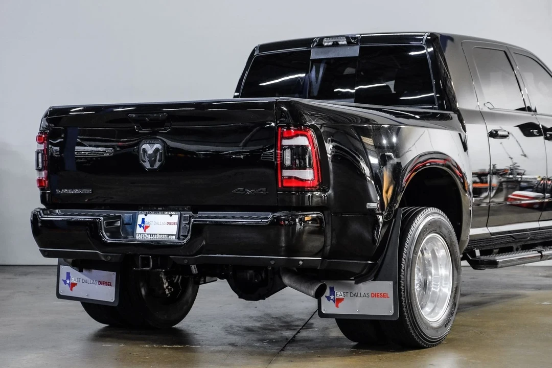 2023 Ram 3500 - Image 12 of 21