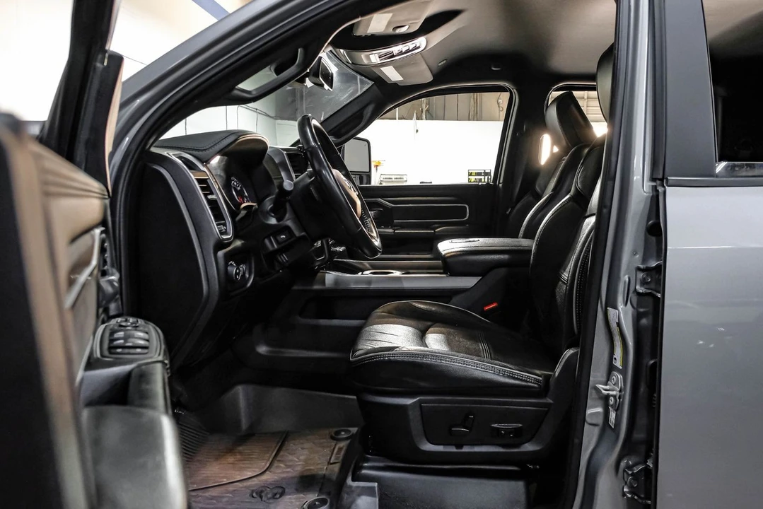2023 Ram 3500 - Image 4 of 31