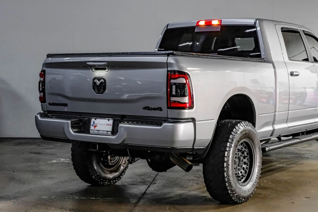 2023 Ram 3500 - Image 12 of 31