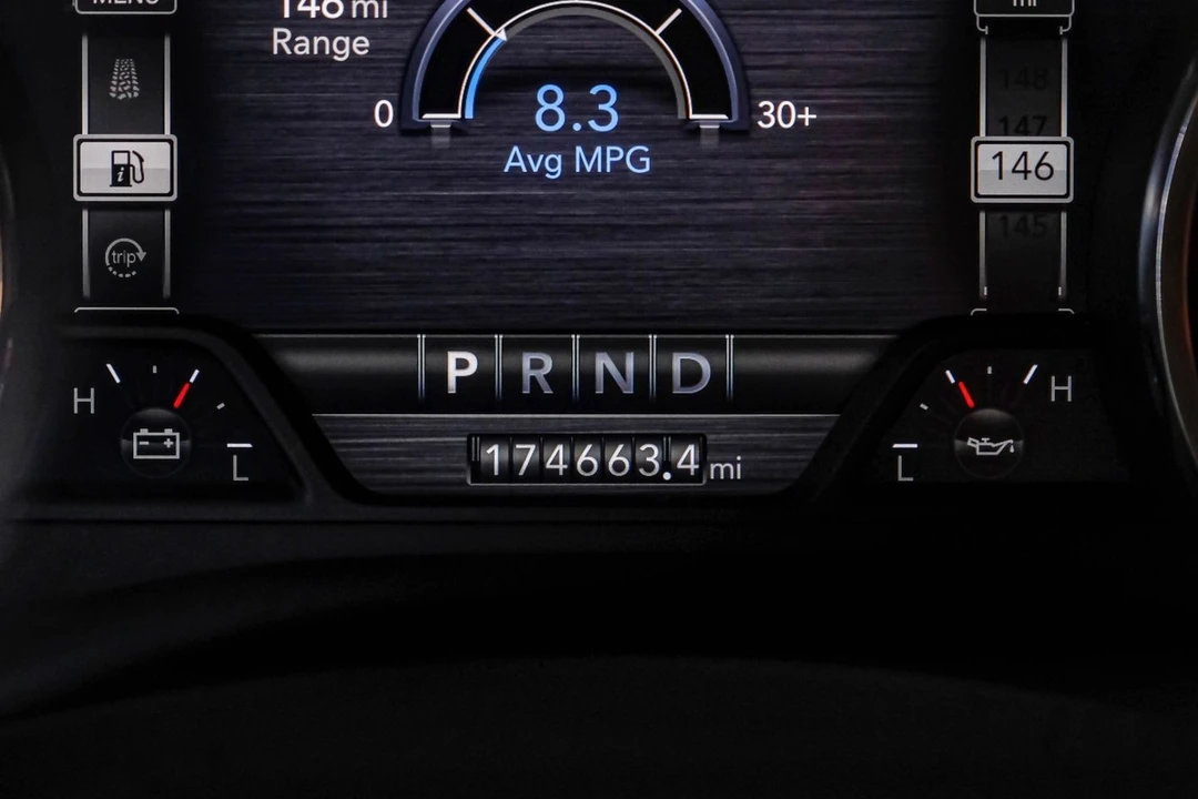 2023 Ram 3500 - Image 26 of 31