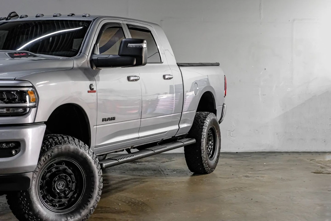 2023 Ram 3500 - Image 9 of 31