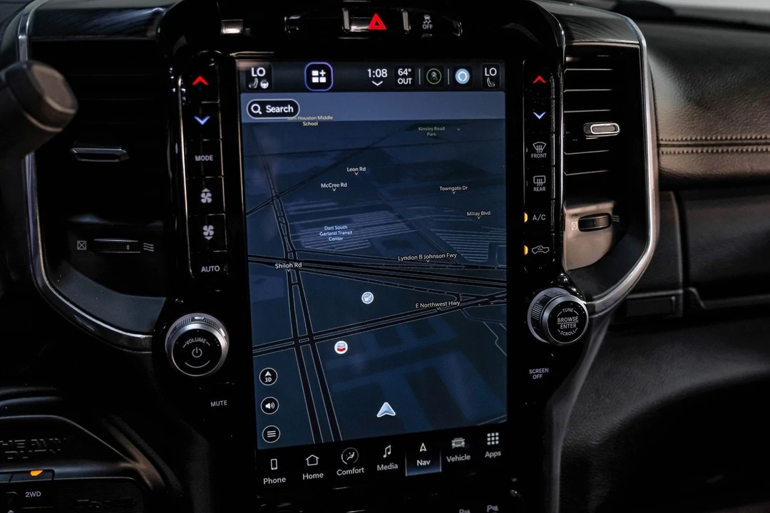 2023 Ram 3500 - Image 28 of 31