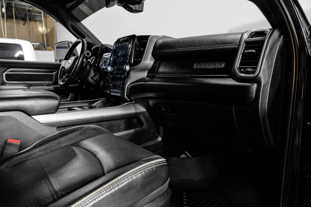 2023 Ram 3500 - Image 19 of 21