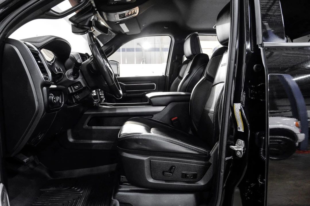 2023 Ram 3500 - Image 5 of 12