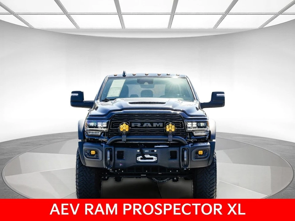 2023 Ram 3500 - Image 6 of 31