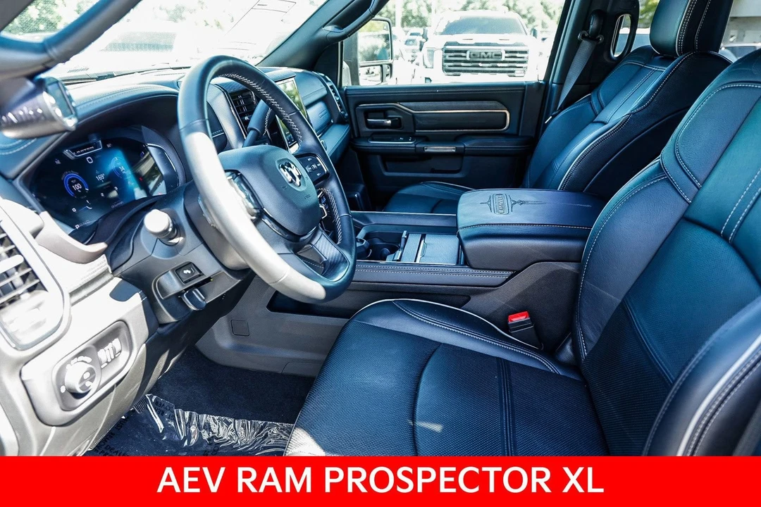 2023 Ram 3500 - Image 20 of 31
