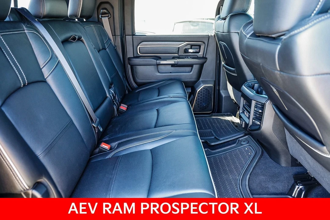 2023 Ram 3500 - Image 19 of 31