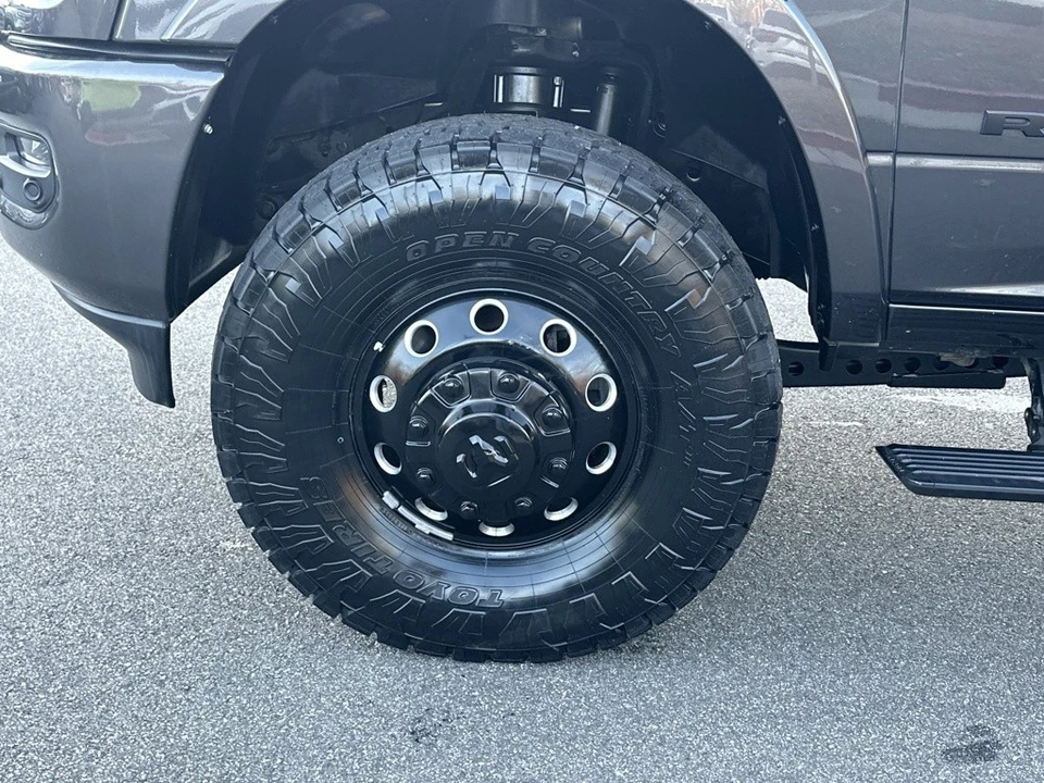 2023 Ram 3500 - Image 12 of 21