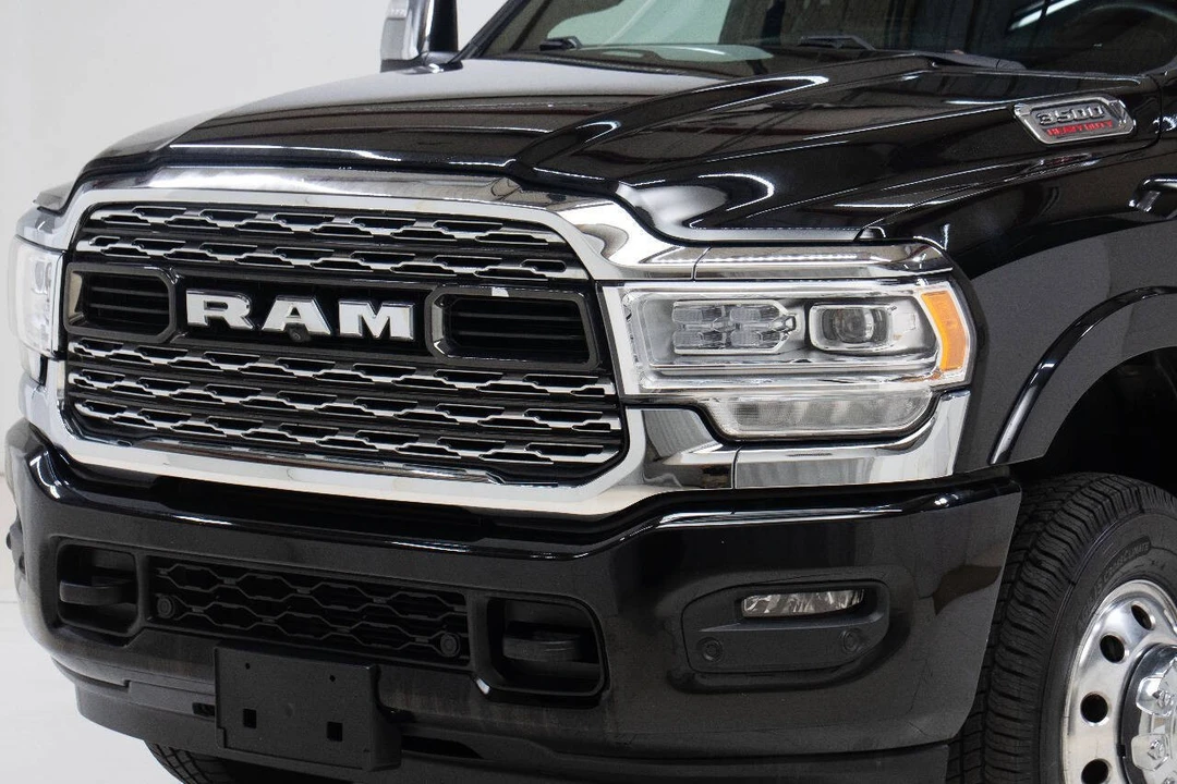 2023 Ram 3500 - Image 10 of 12