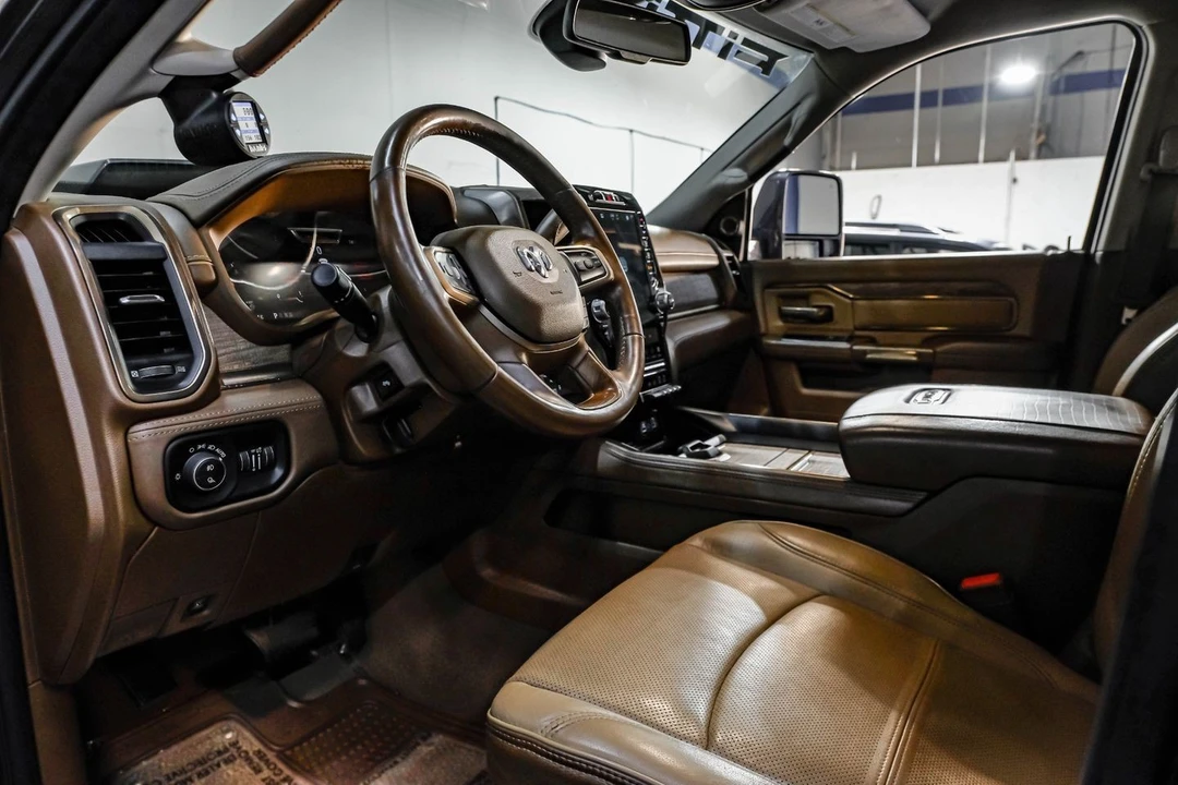 2023 Ram 3500 - Image 3 of 31