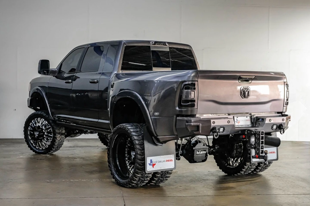 2023 Ram 3500 - Image 13 of 31