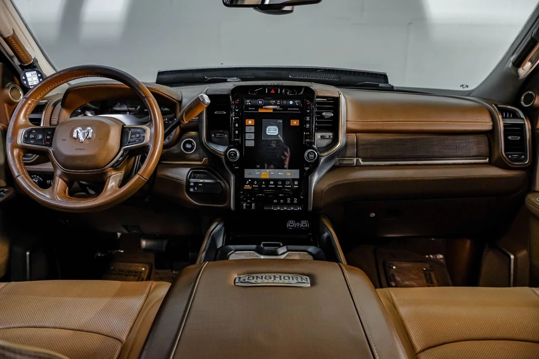 2023 Ram 3500 - Image 18 of 31