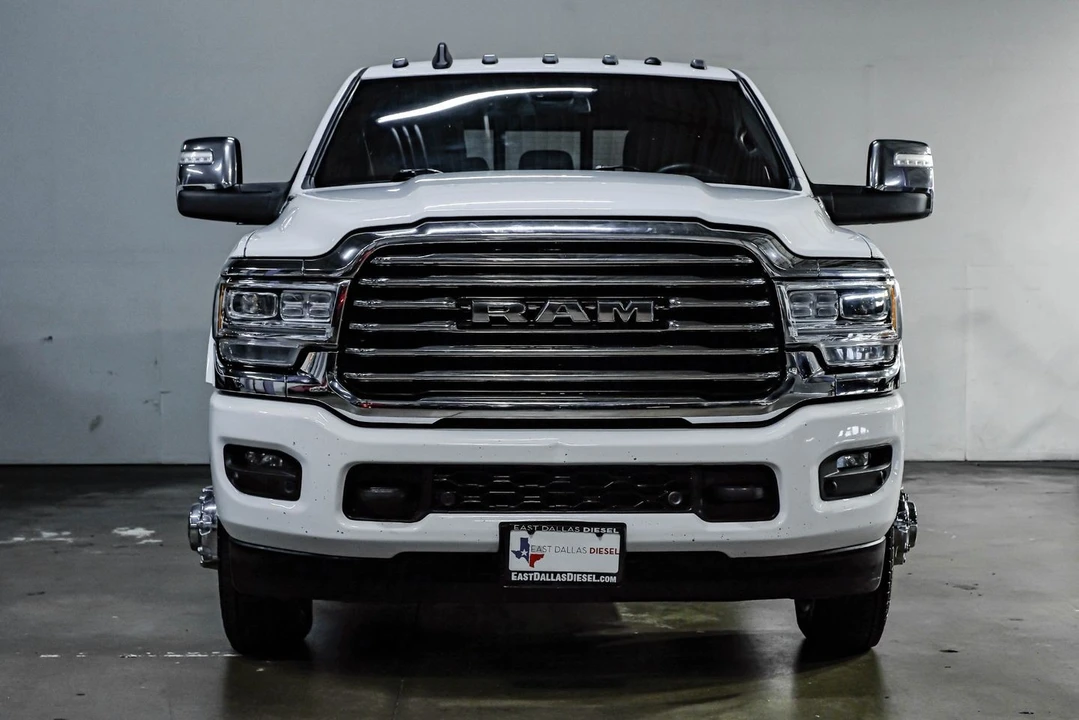2023 Ram 3500 - Image 5 of 12