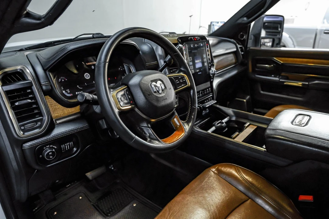2023 Ram 3500 - Image 3 of 12