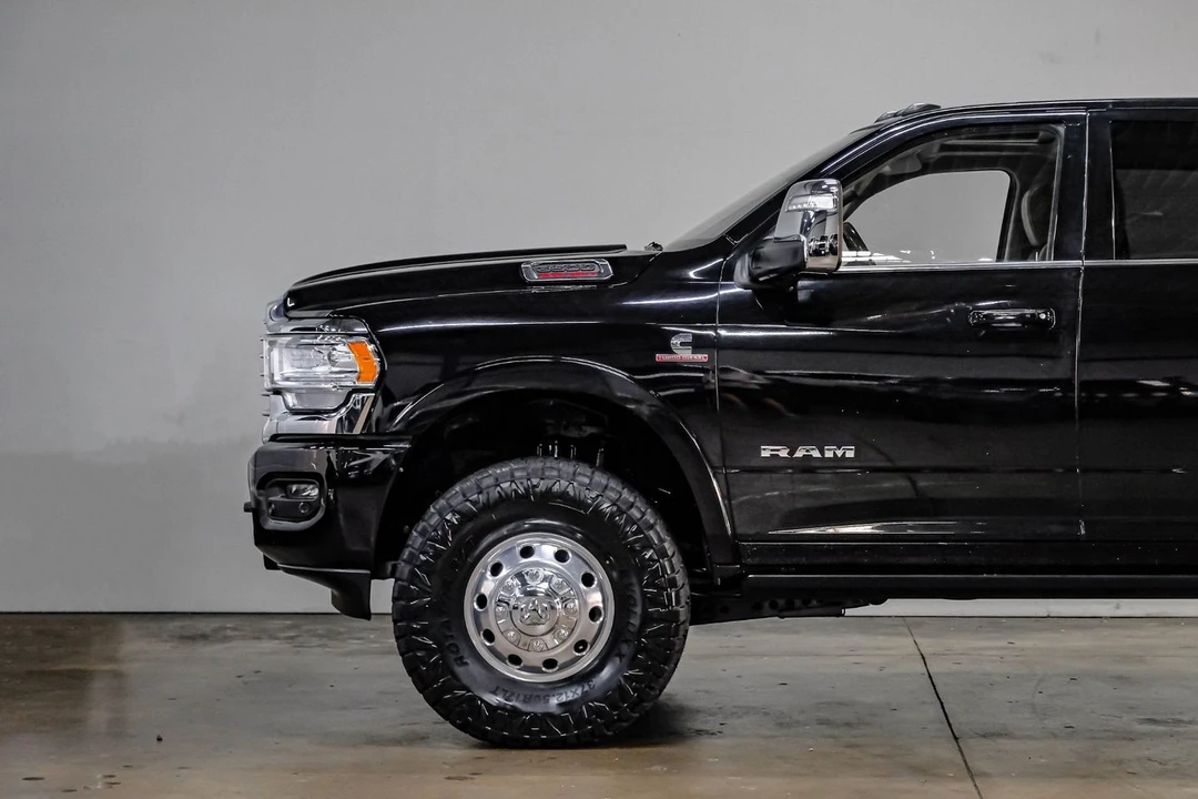 2023 Ram 3500 - Image 18 of 21