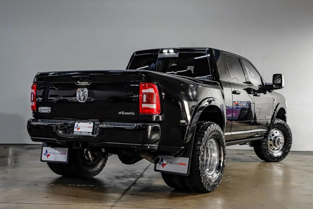 2023 Ram 3500 - Image 12 of 21