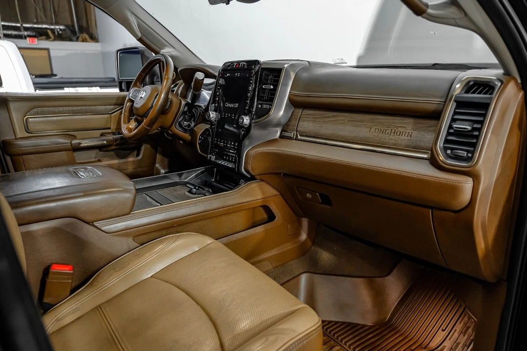 2023 Ram 3500 - Image 20 of 21