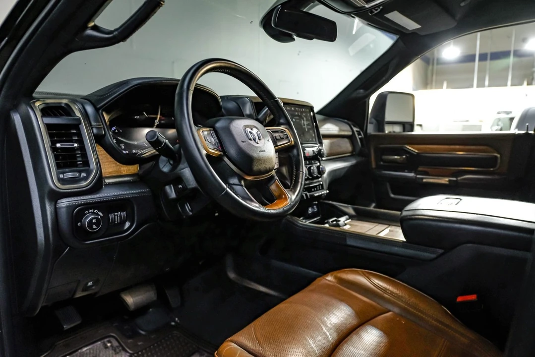 2023 Ram 3500 - Image 3 of 31