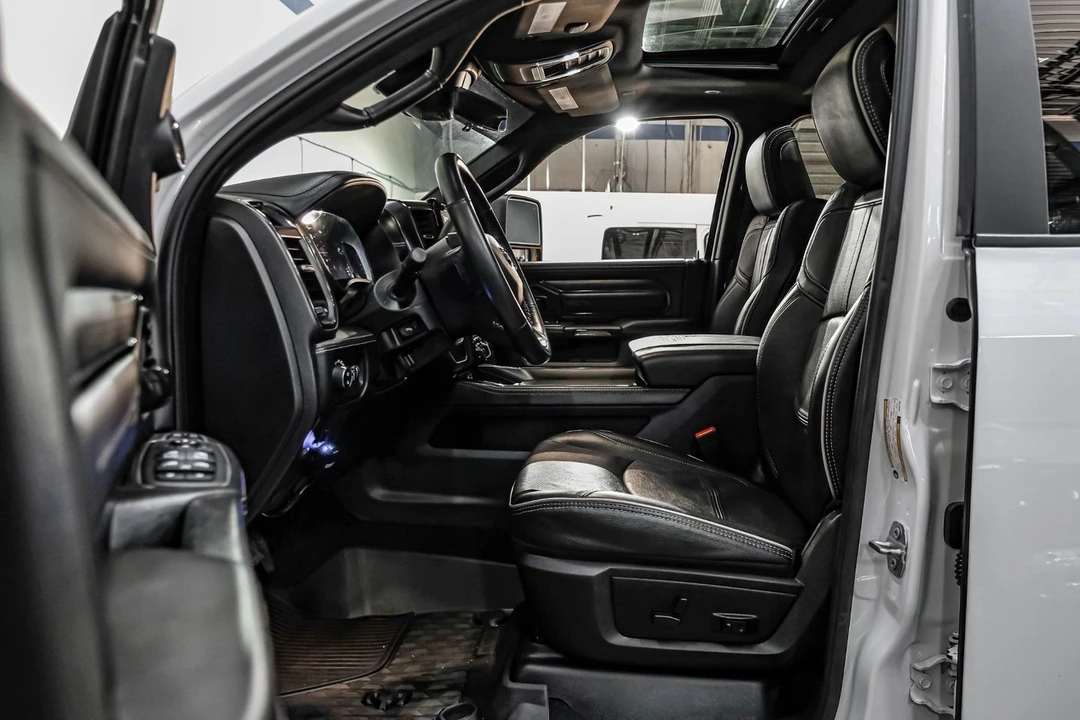 2023 Ram 3500 - Image 4 of 21
