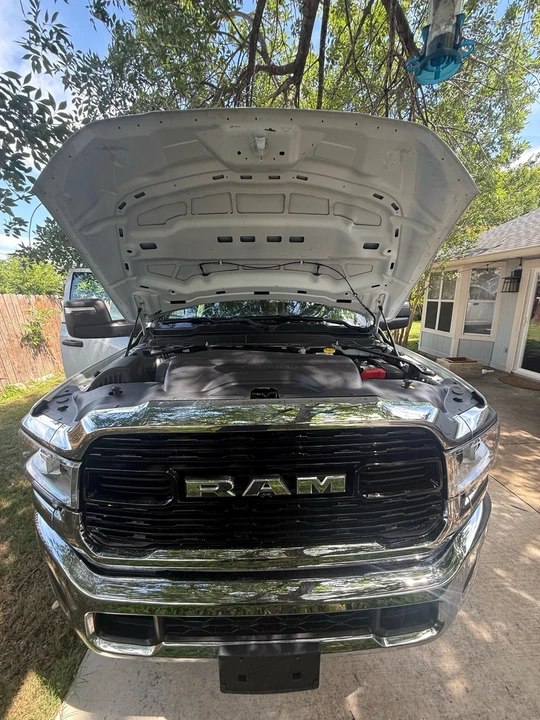 2023 Ram 3500 - Image 11 of 31