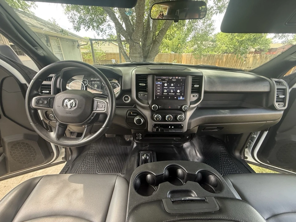 2023 Ram 3500 - Image 25 of 31