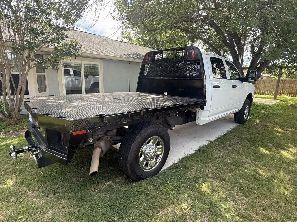2023 Ram 3500 - Image 6 of 31